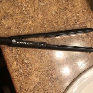 BaByliss Pro ceramic straightener